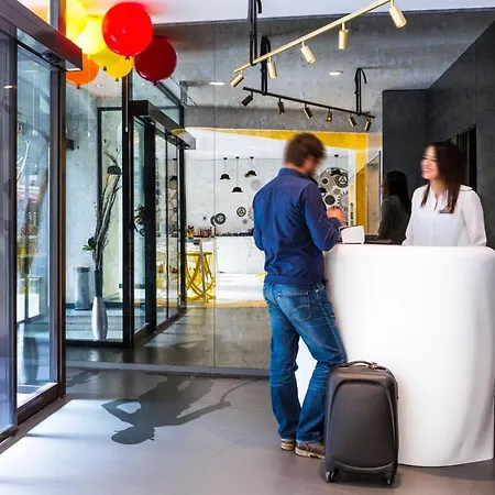Visionapartments Rue De Berne - Contactless Check-in Genf